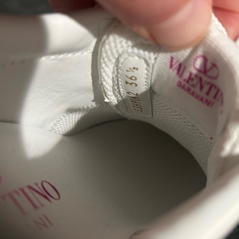 NWOT AUTHENTIC Valentino Garavani Rockstud Untitled Platform Sneakers. BEAUTIFUL - Picture 15 of 16